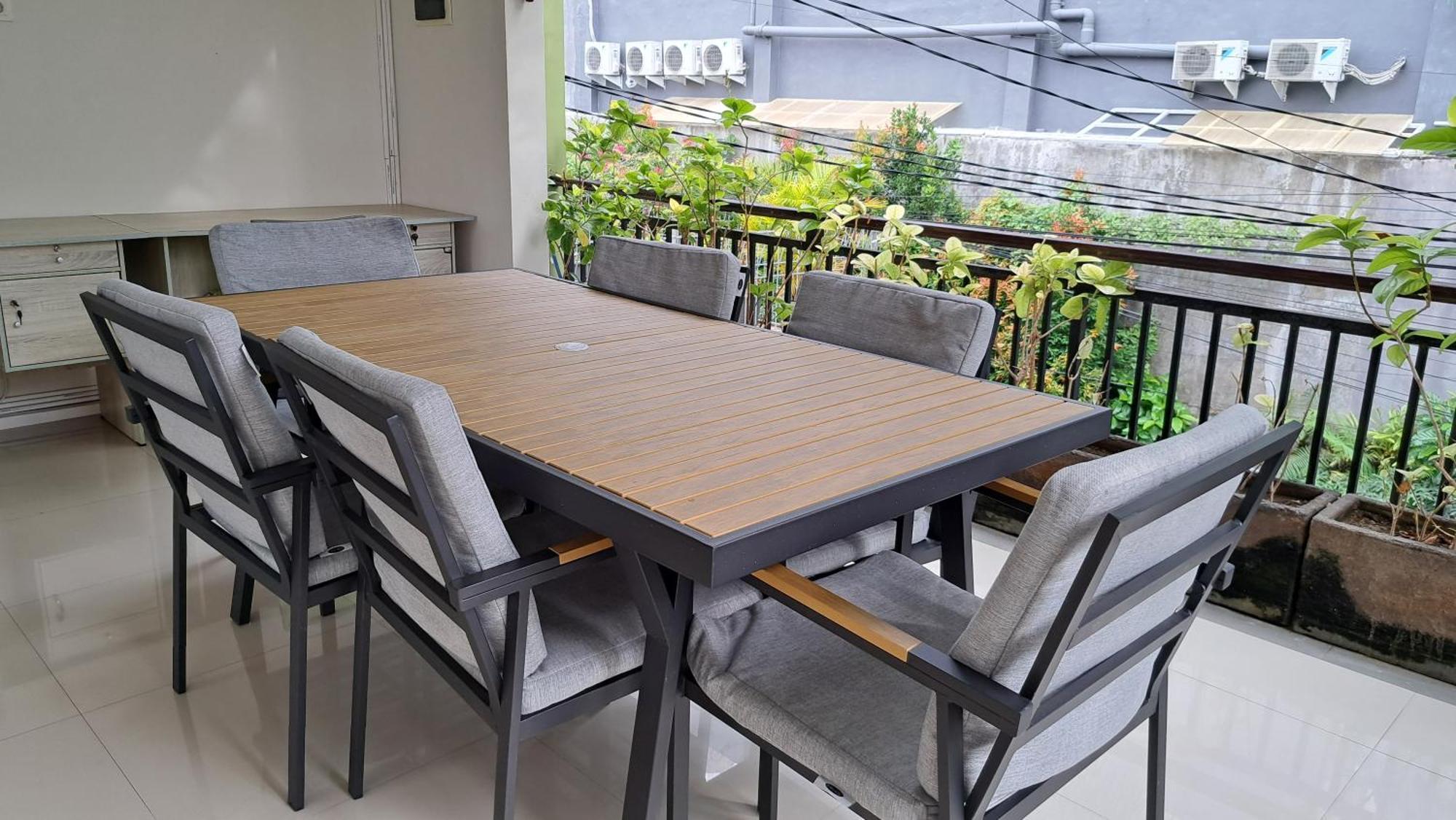 Olivia Soho Guest House Legian  Ngoại thất bức ảnh